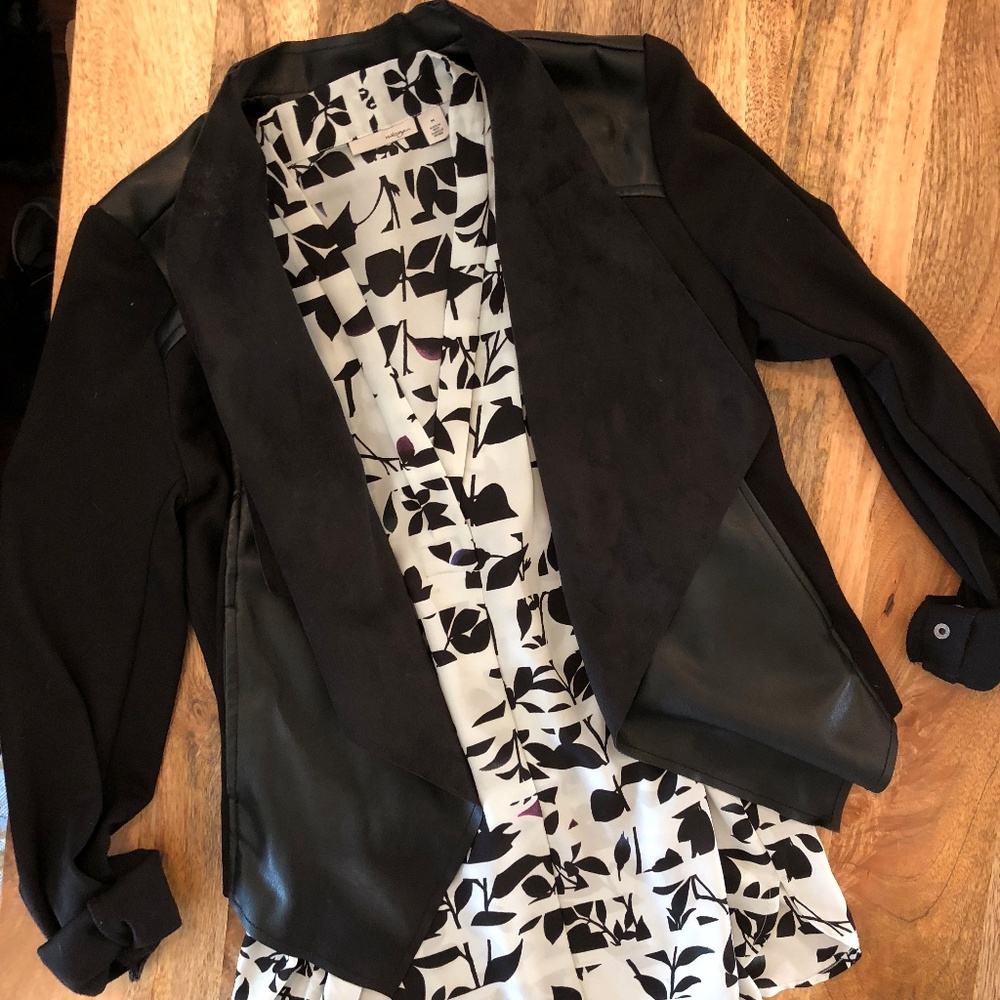 Halogen Black and White Floral Stripe Blouse